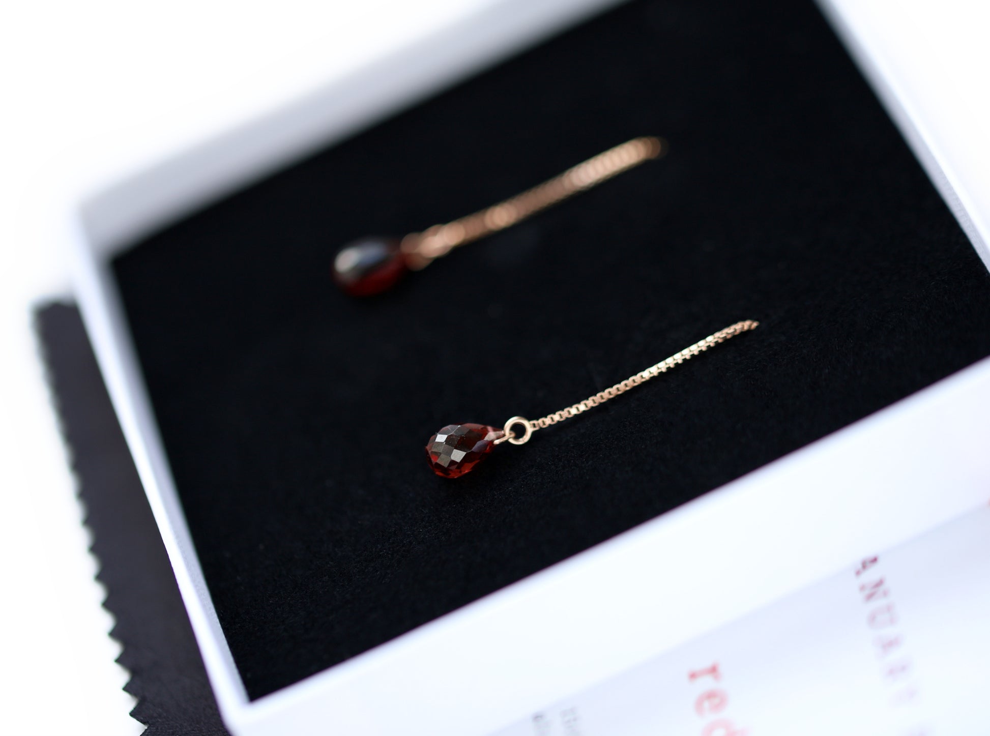 Garnet Threader Earrings - Rose Gold - Boutique Baltique