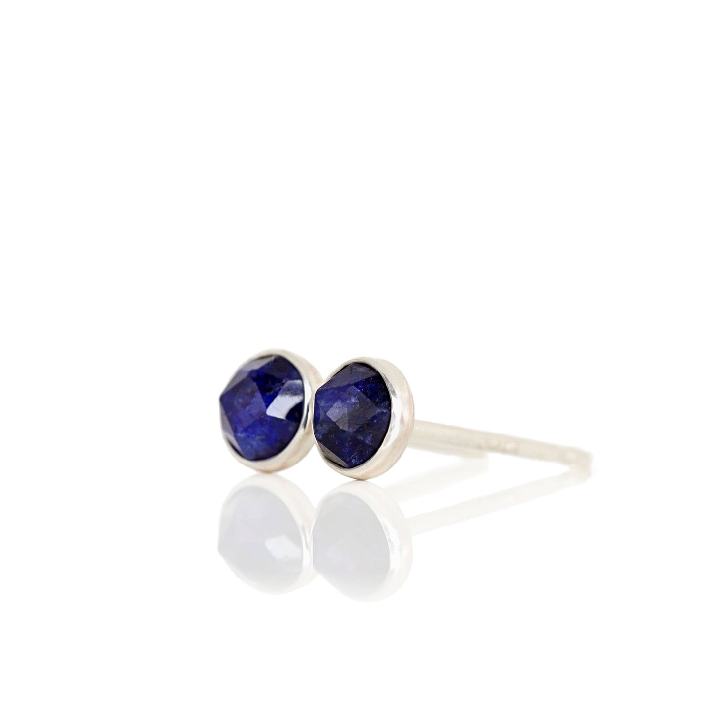 Blue Sapphire Stud Earrings in Sterling Silver 4mm